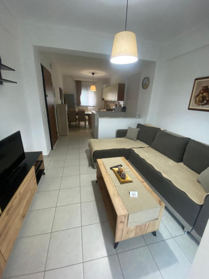 Lovely 2-Bedroom Appartement With Free Parking Αγία Τριάδα Εξωτερικό φωτογραφία